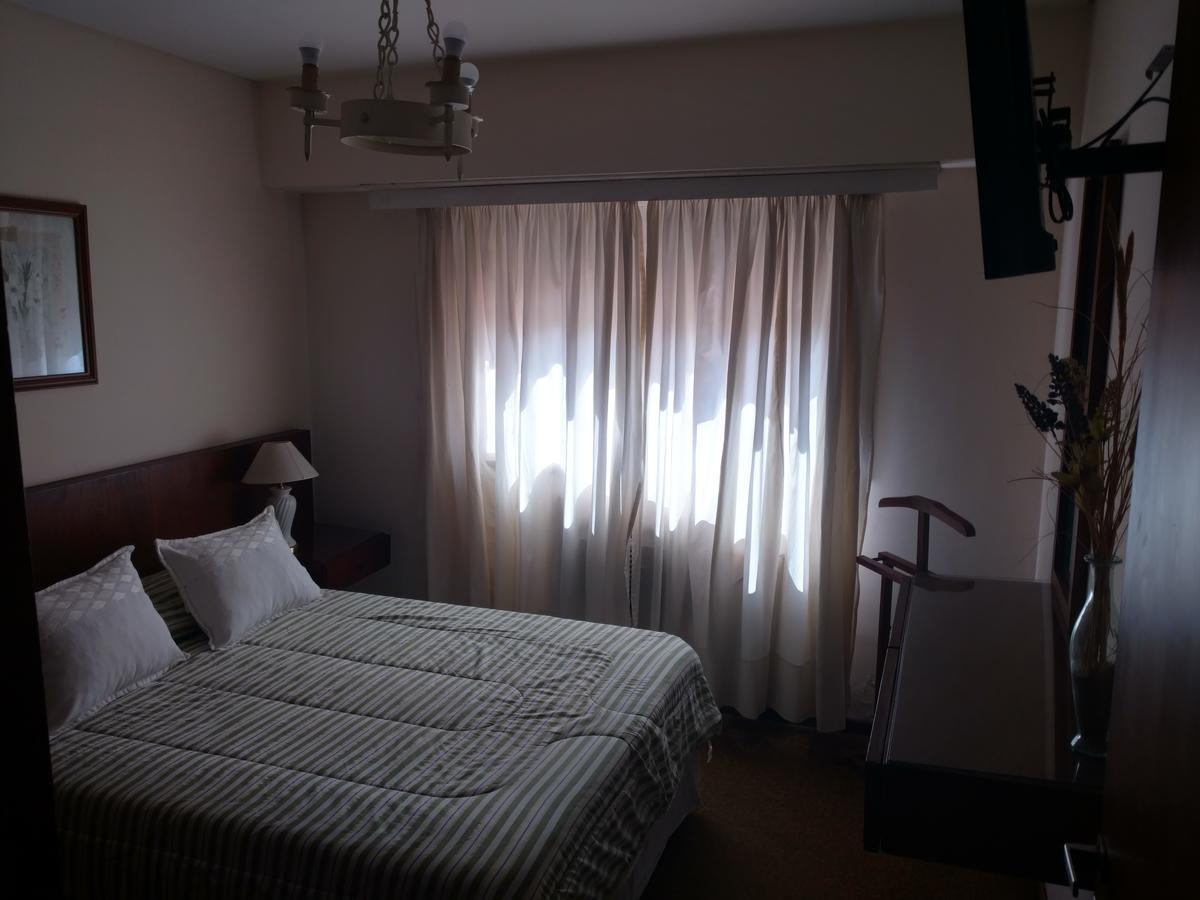 Hotel Riviera Venado Tuerto Phòng bức ảnh